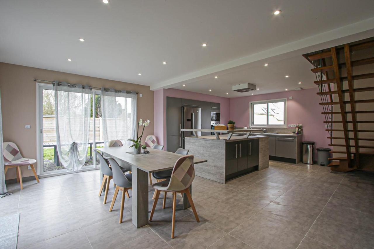 Englesqueville-la-Percée Kokana Modern Holiday Home מראה חיצוני תמונה